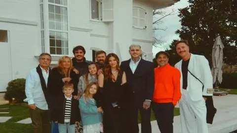 梅西获FIFA最佳球员提名引热议 被指贬低足球精神